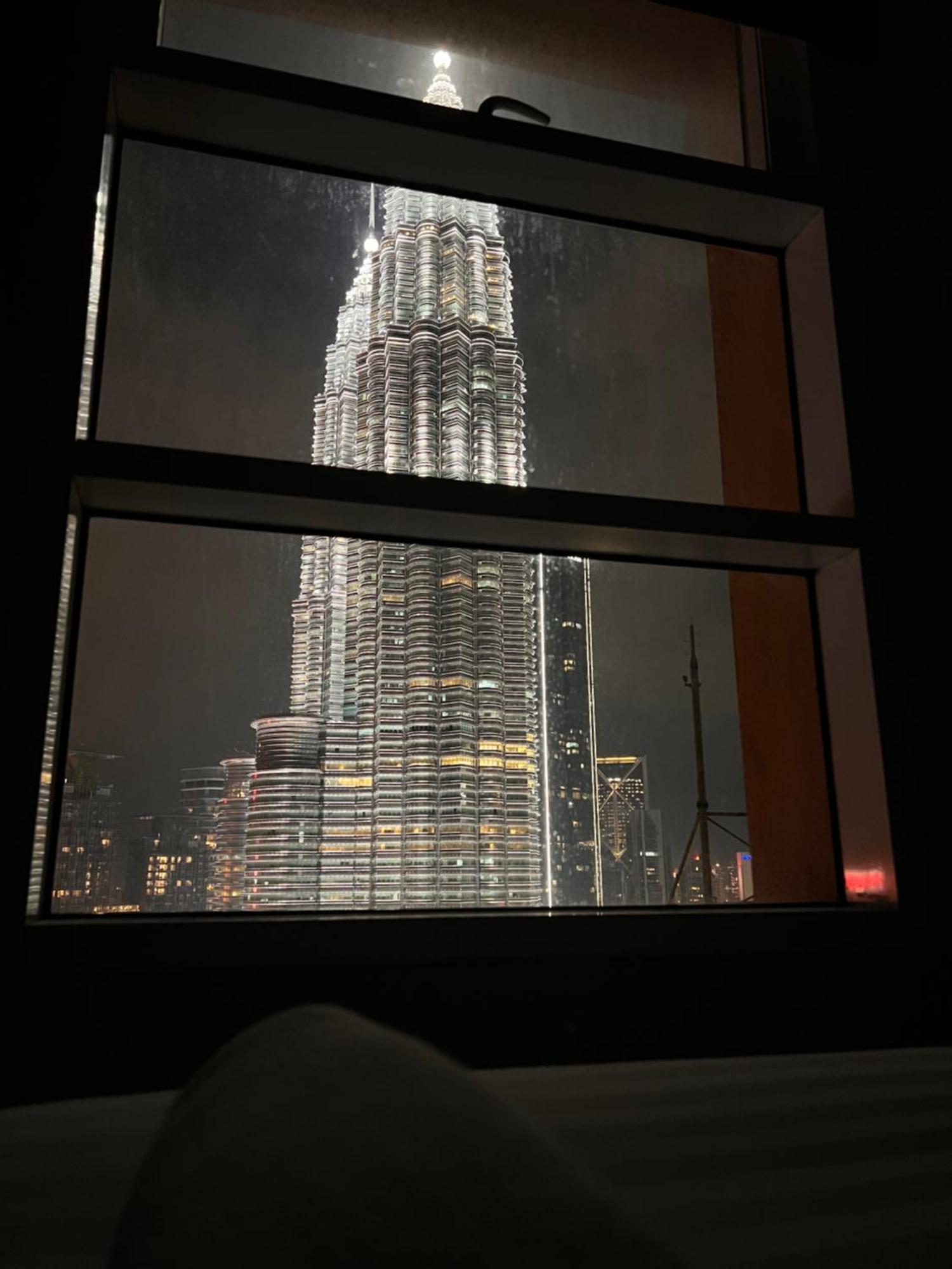 Sky Suites At Klcc By Mitstay 吉隆坡 外观 照片