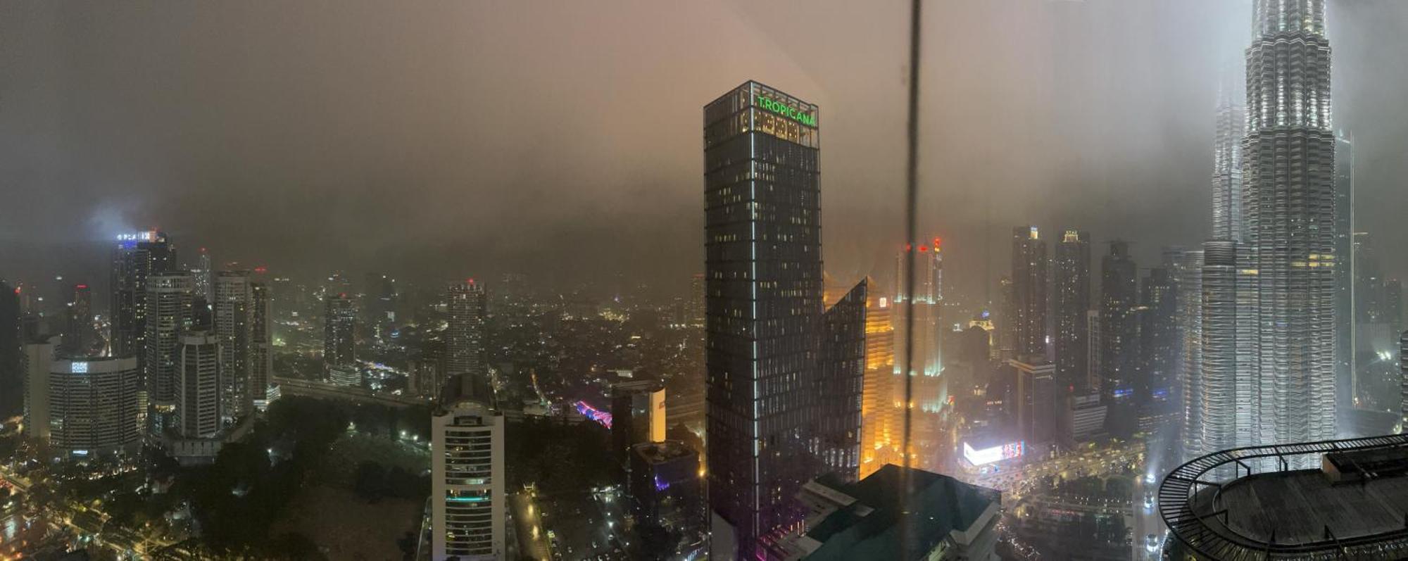 Sky Suites At Klcc By Mitstay 吉隆坡 外观 照片