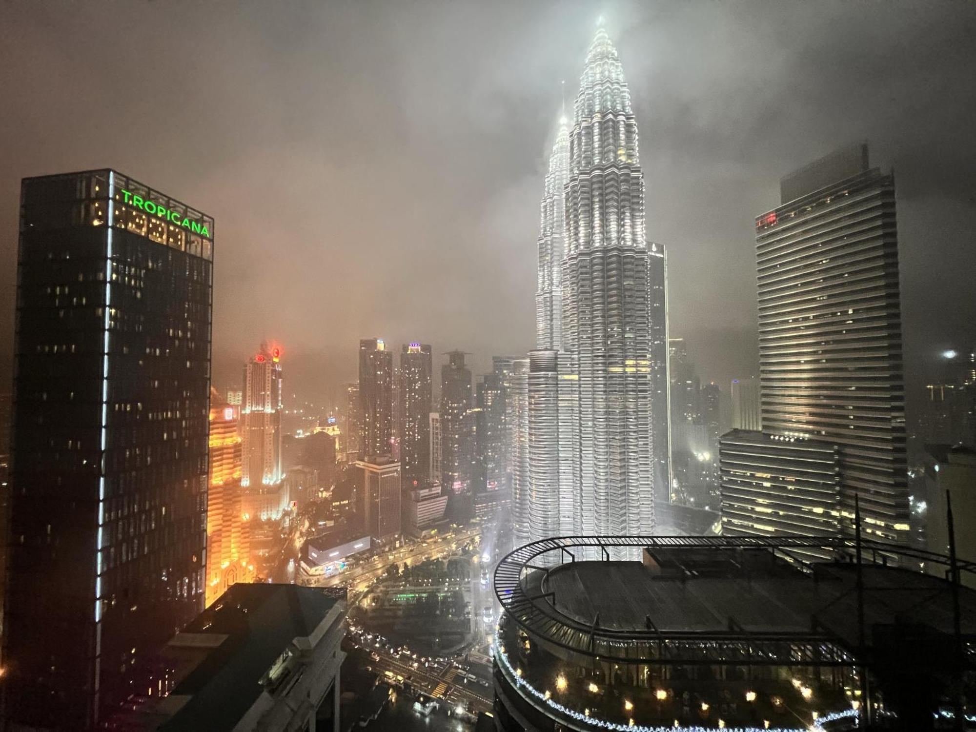 Sky Suites At Klcc By Mitstay 吉隆坡 外观 照片