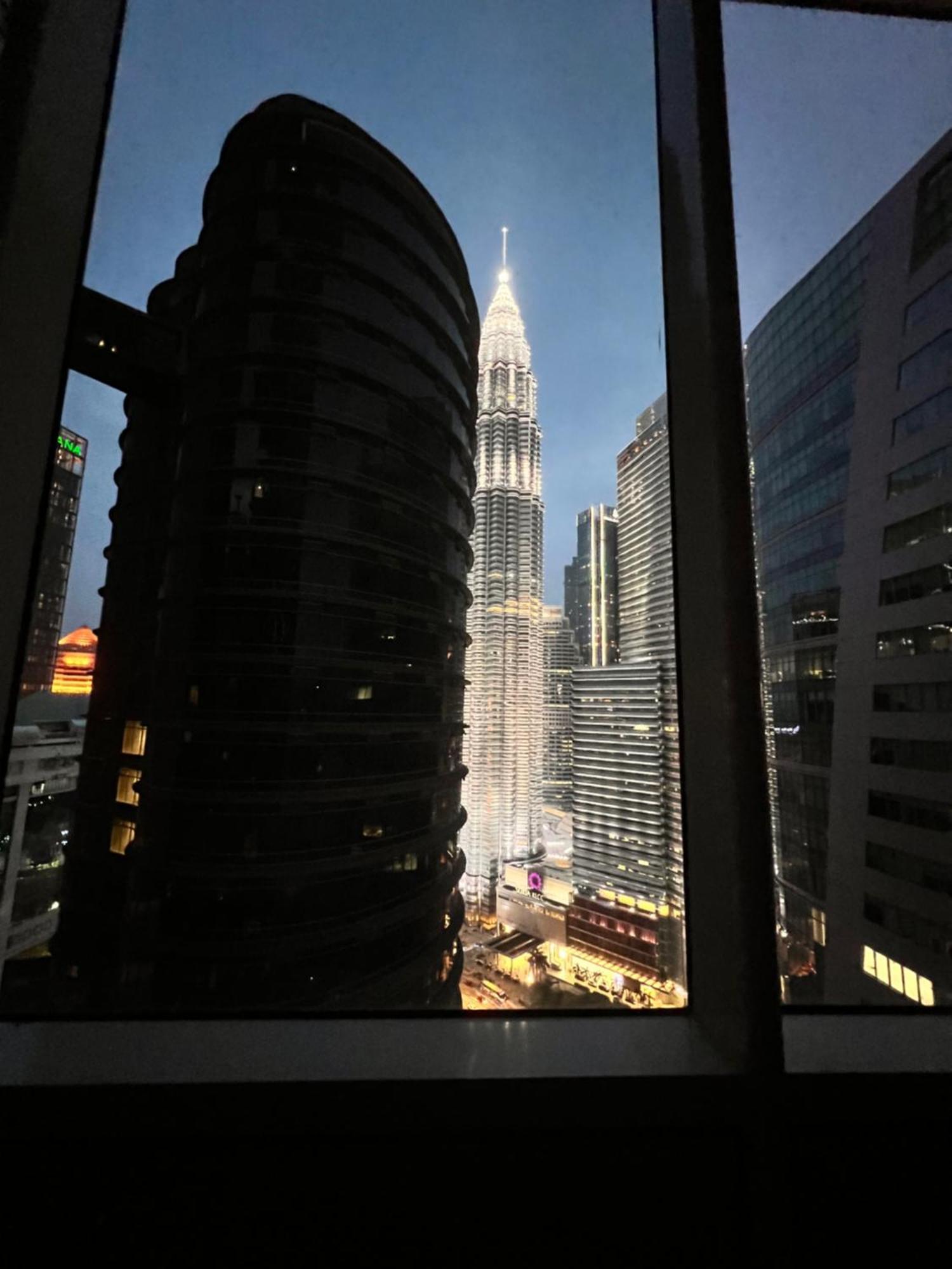 Sky Suites At Klcc By Mitstay 吉隆坡 外观 照片